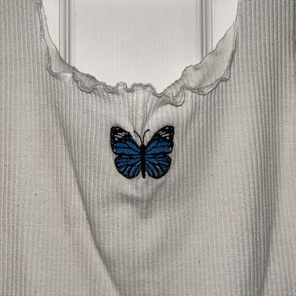 Butterfly Cropped Tank - Picture 2 of 3